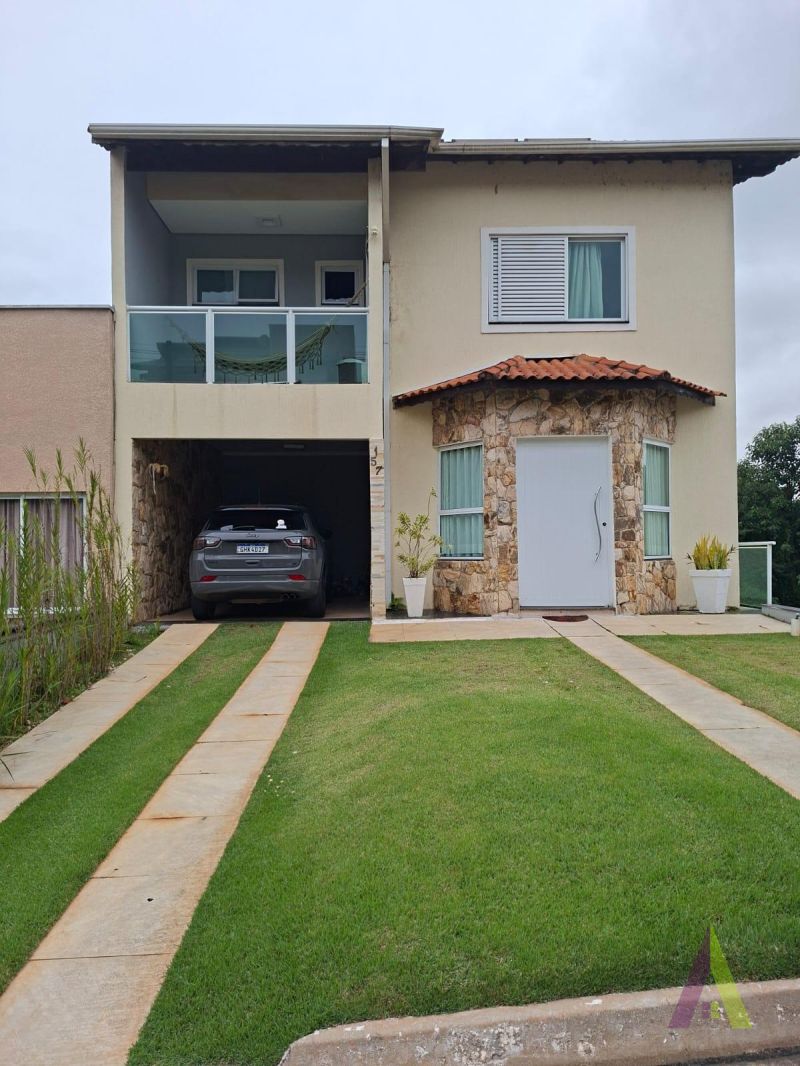 Casa de Alto Padrão em Condomínio Fechado de  São Roque!