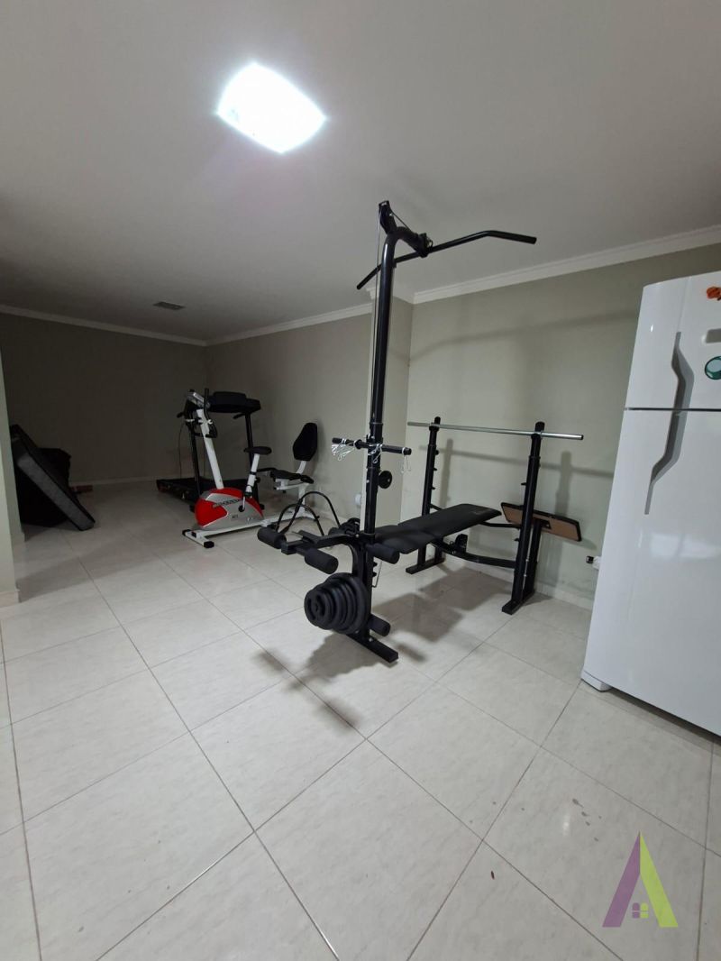 Casa de Alto Padrão em Condomínio Fechado de  São Roque!