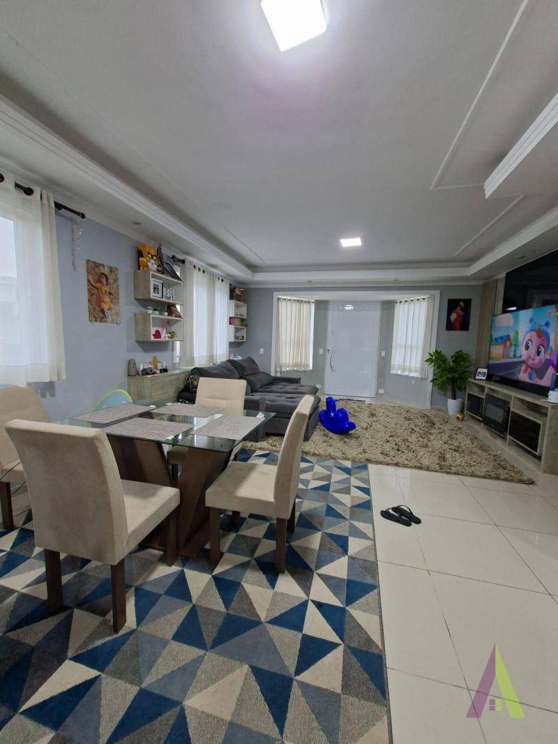 Casa de Alto Padrão em Condomínio Fechado de  São Roque!