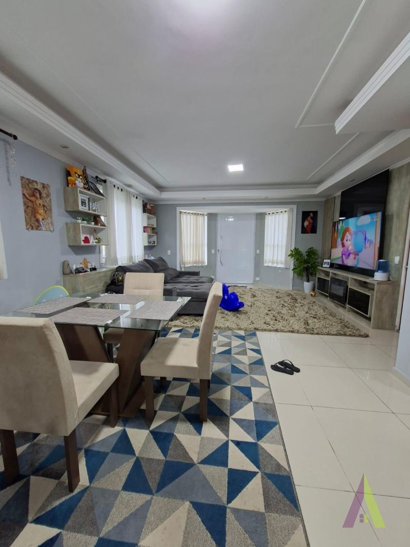 Casa de Alto Padrão em Condomínio Fechado de  São Roque!