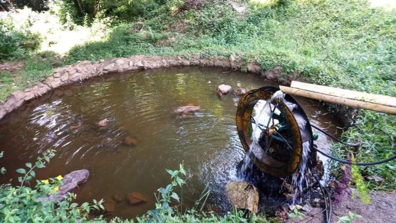Sitio com lago e cocheira bem localizado em São Roque!