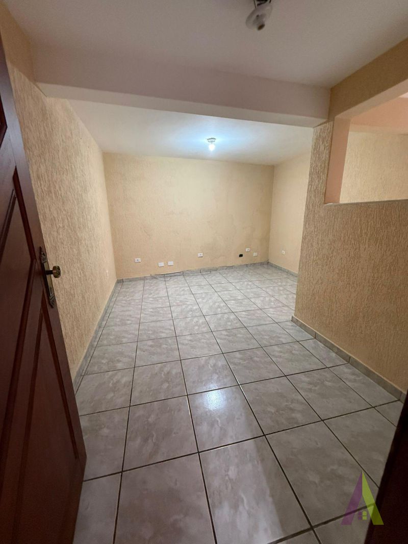 Casa em Bairro Próximo a Raposo em Mairinque!
