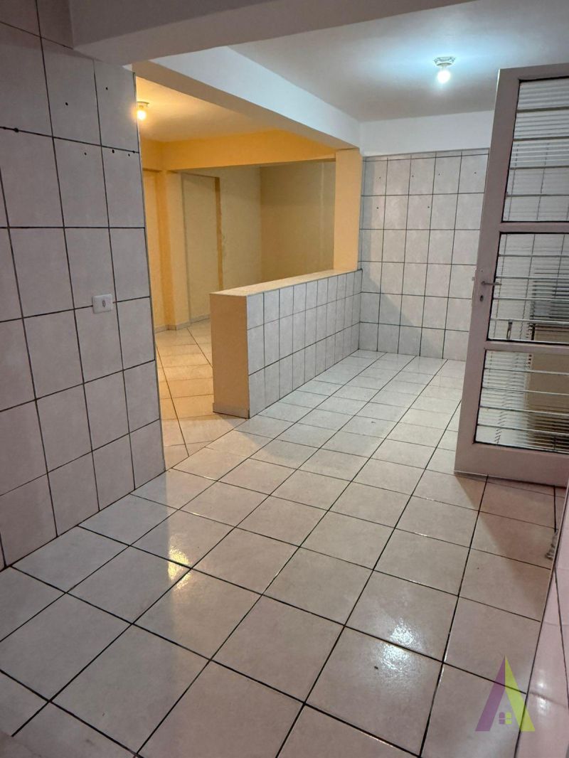 Casa em Bairro Próximo a Raposo em Mairinque!