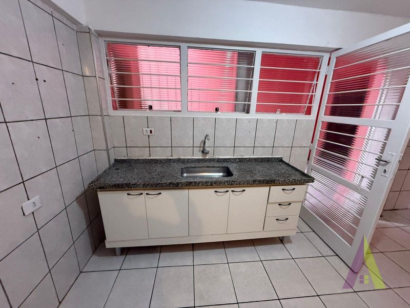 Casa em Bairro Próximo a Raposo em Mairinque!