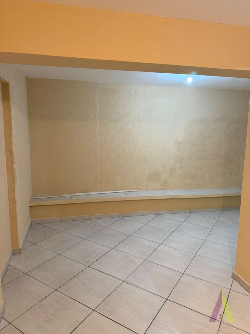Casa em Bairro Próximo a Raposo em Mairinque!