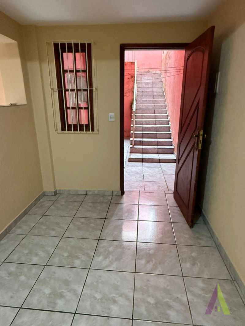 Casa em Bairro Próximo a Raposo em Mairinque!