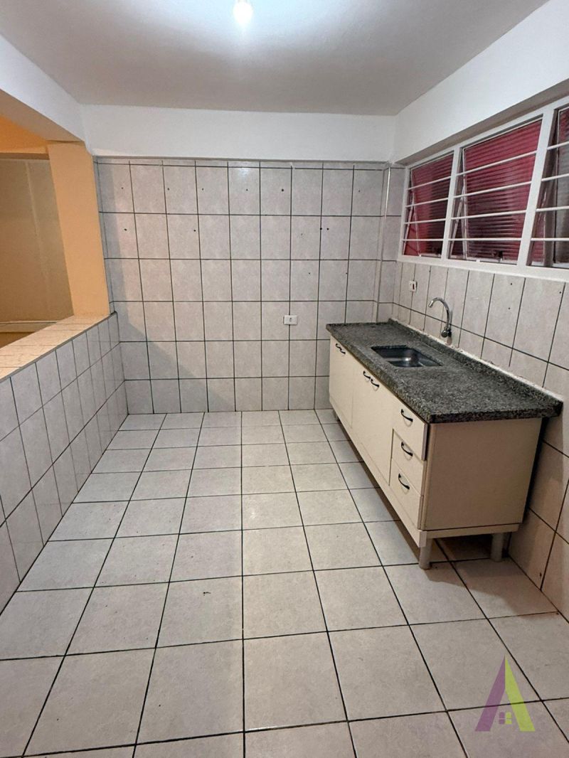 Casa em Bairro Próximo a Raposo em Mairinque!