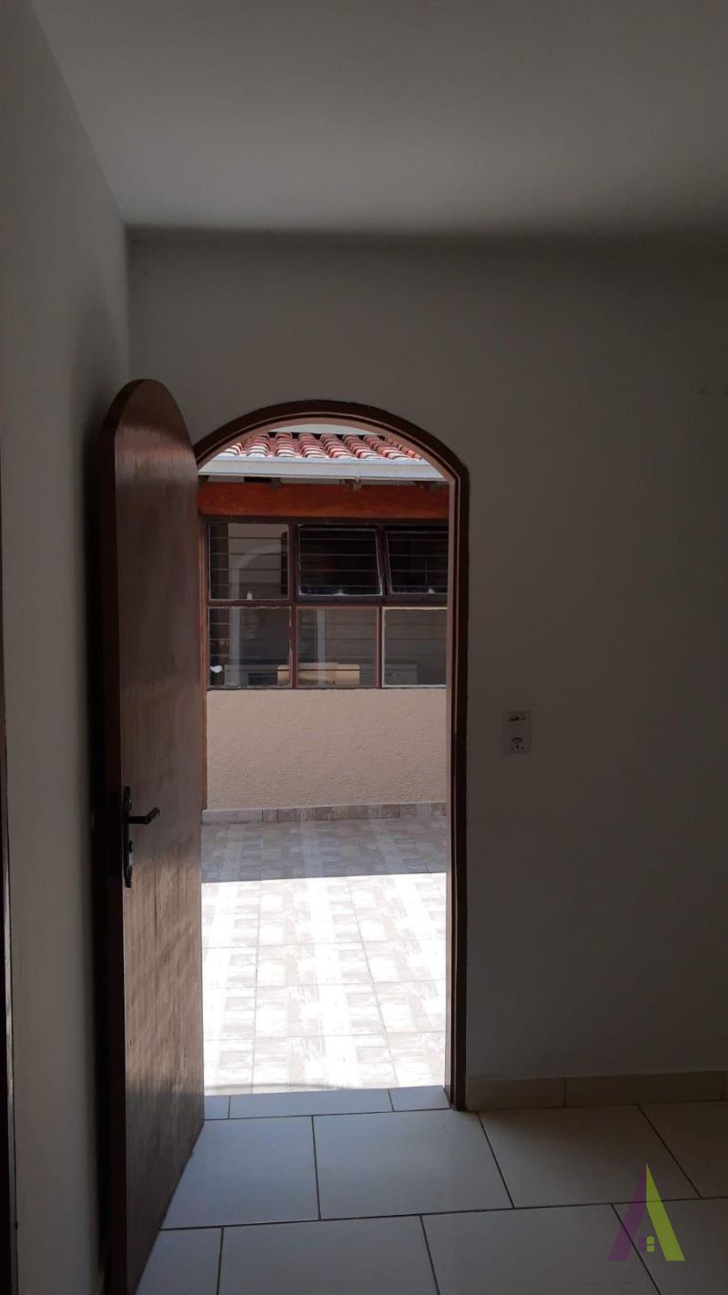 Sobrado em Bairro tradicional de Mairinque!