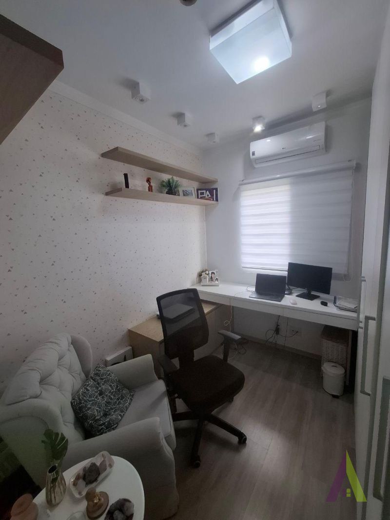 Sobrado em Condominio Clube em São Roque!
