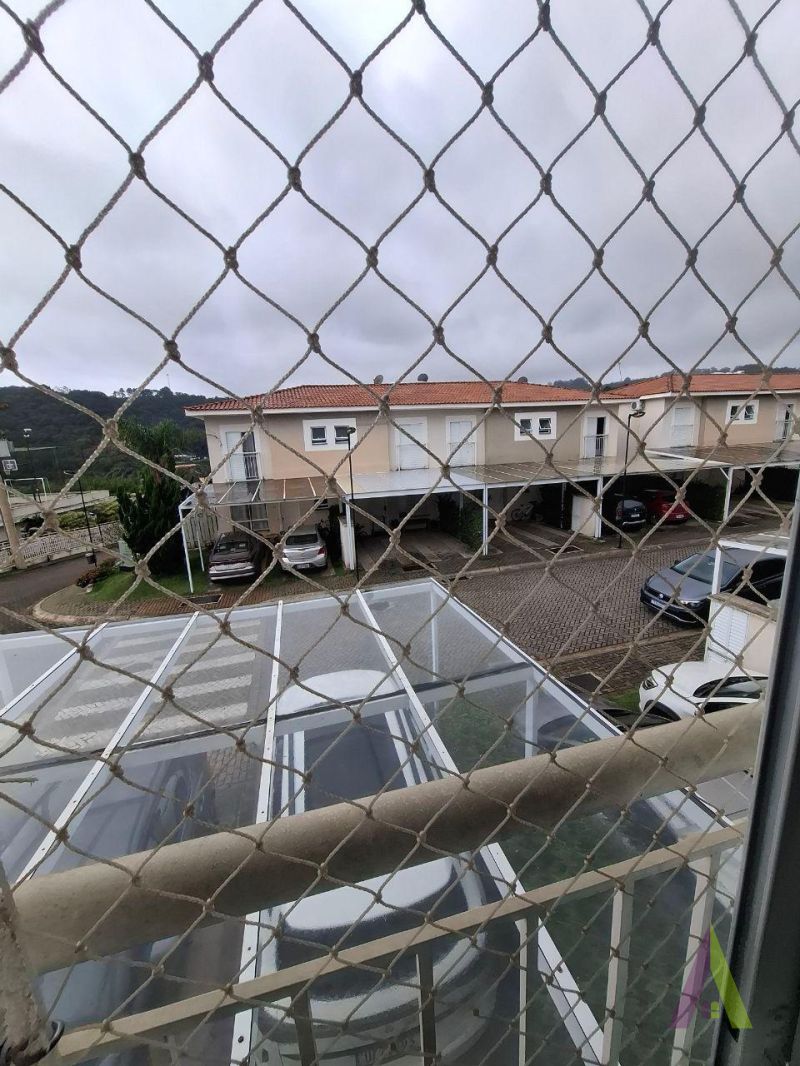 Sobrado em Condominio Clube em São Roque!