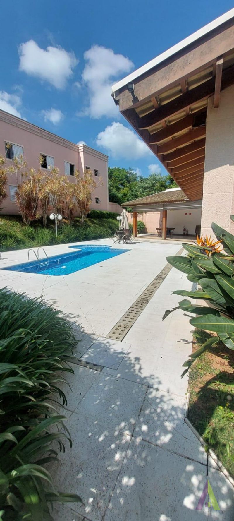 Apartamento Mobiliado em Condominio clube em São Roque 