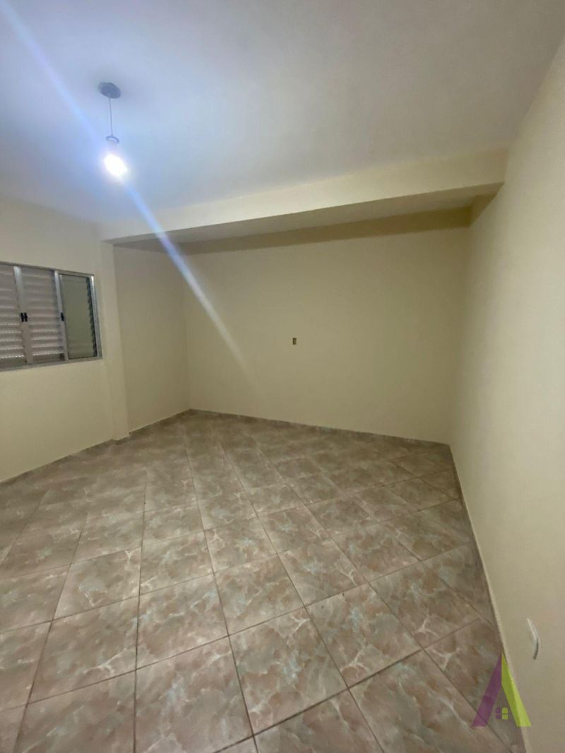 Sobrado no Marmeleiro em São Roque!