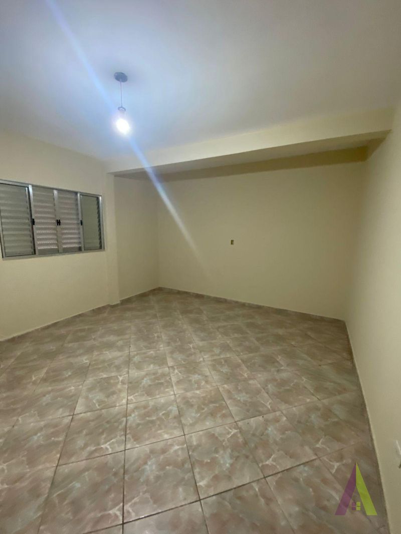 Sobrado no Marmeleiro em São Roque!