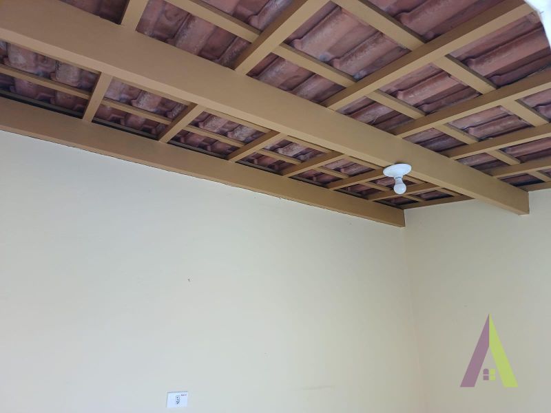 Casa Térrea Comercial em São Roque!