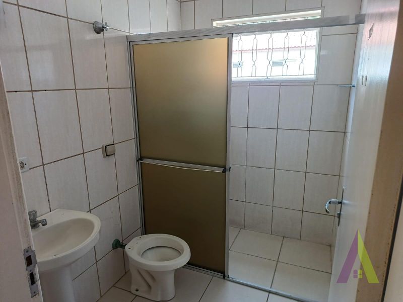 Casa Térrea Comercial em São Roque!