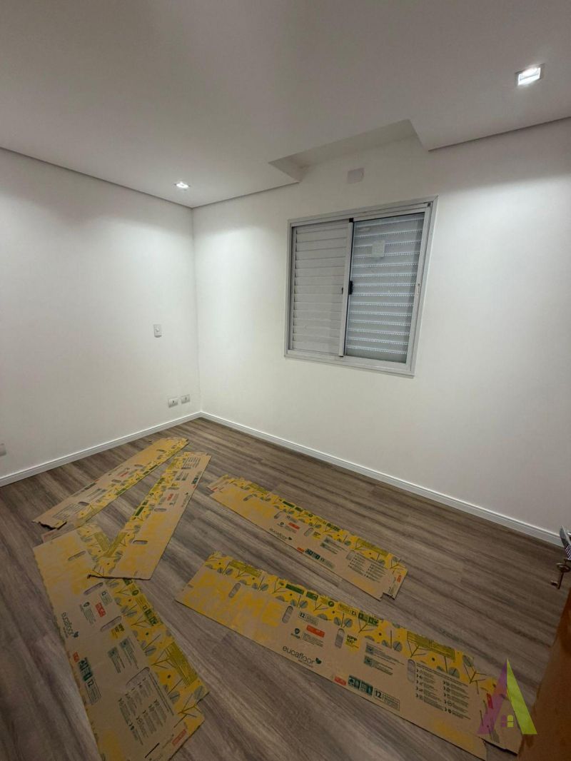 Sobrado Novo em Condomínio Fechado de São Roque!