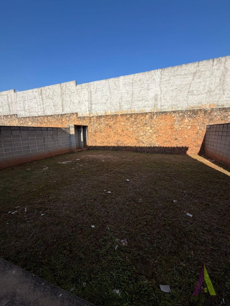 Sobrado Novo em Condomínio Fechado de São Roque!