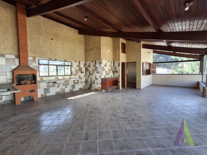 Apartamento com Área Gourmet no Centro de São Roque!