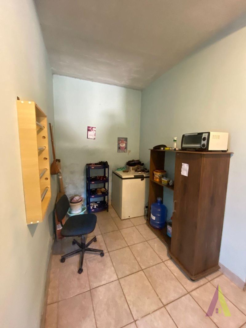 Casa Térrea em Bairro Tradicional em São Roque! 