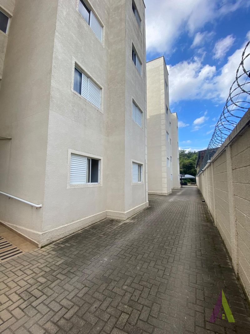 Apartamento em Mairinque!