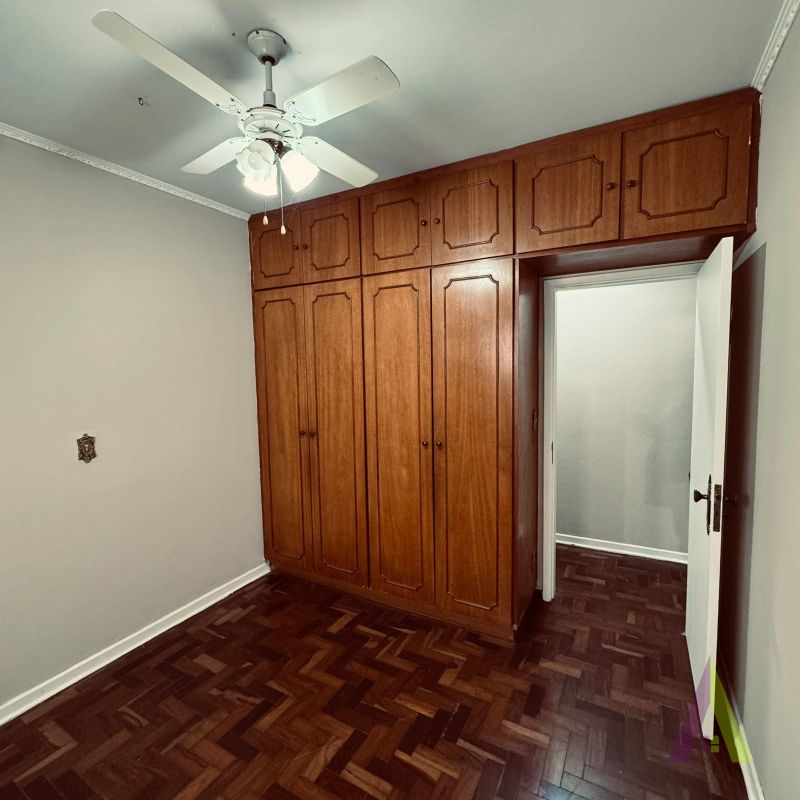 Casa Térrea em Bairro Tradicional de  São Roque!