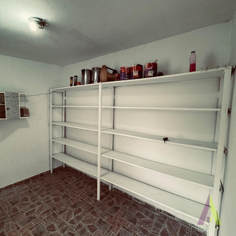 Casa Térrea em Bairro Tradicional de  São Roque!