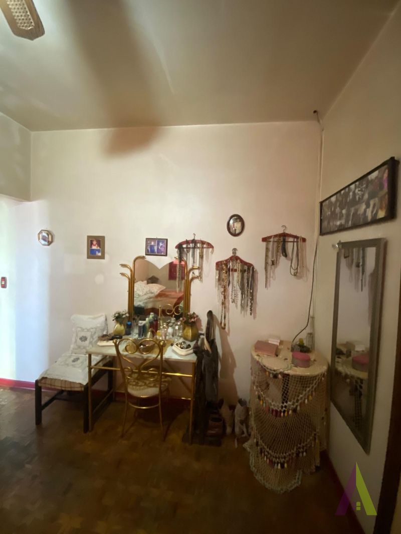 Casa Próxima ao Centro de São Roque!