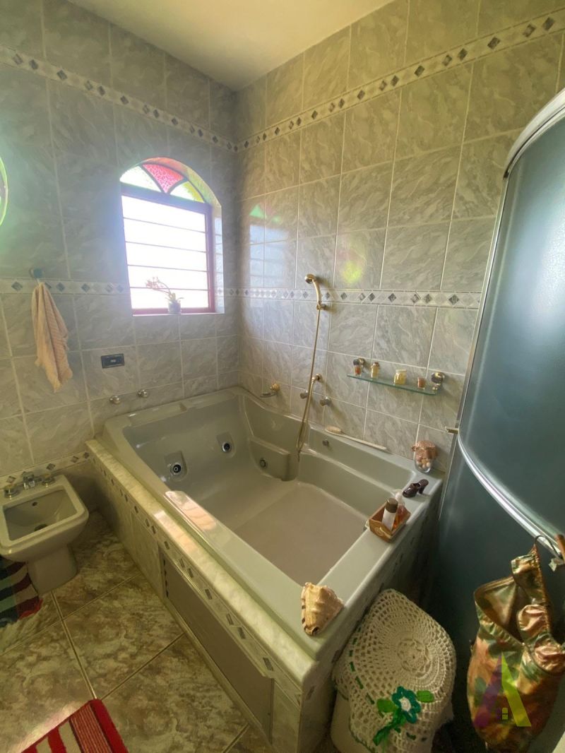 Casa Próxima ao Centro de São Roque!
