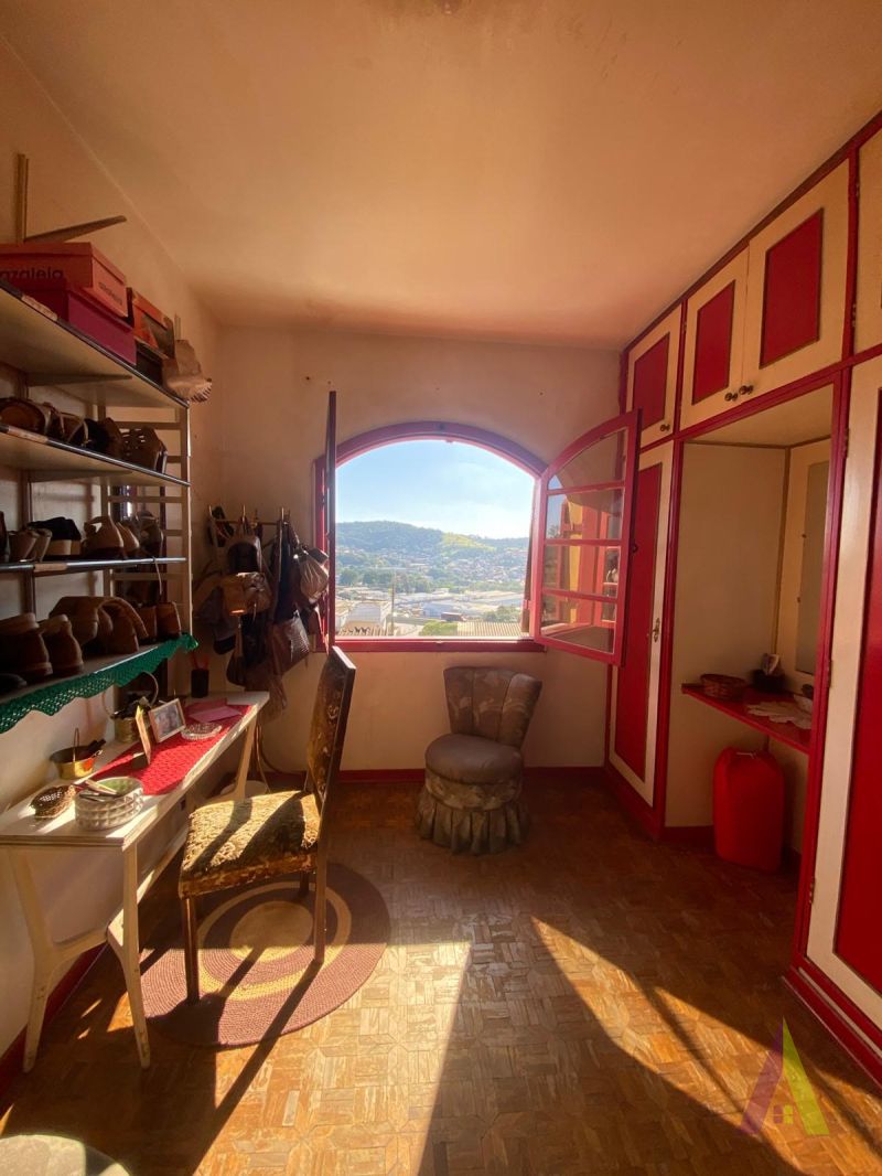 Casa Próxima ao Centro de São Roque!