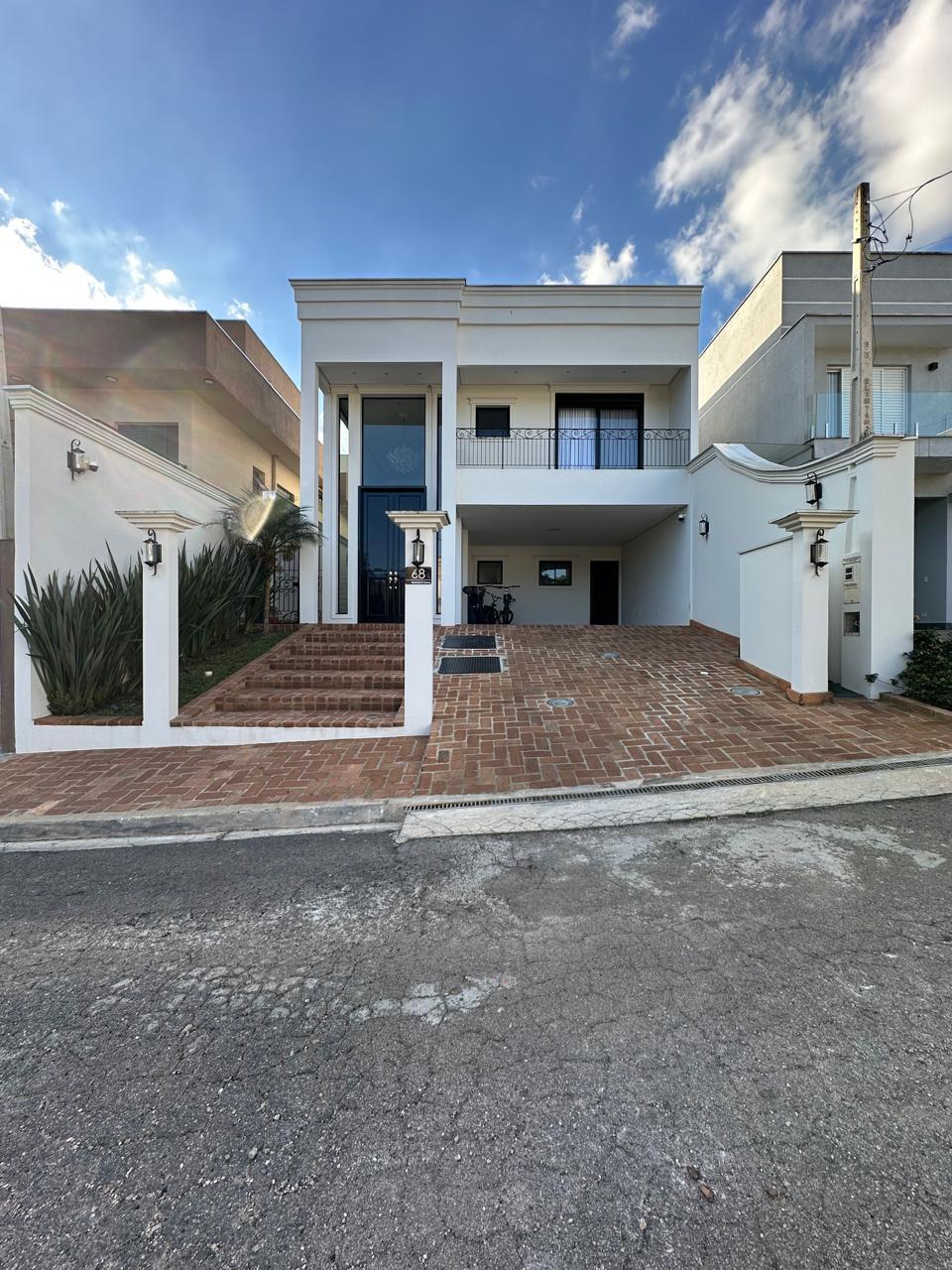 Condominio em Jardim Boa Vista, SÃO ROQUE - Sobrado Moderno com Fino Acabamento em Condomínio de São Roque!