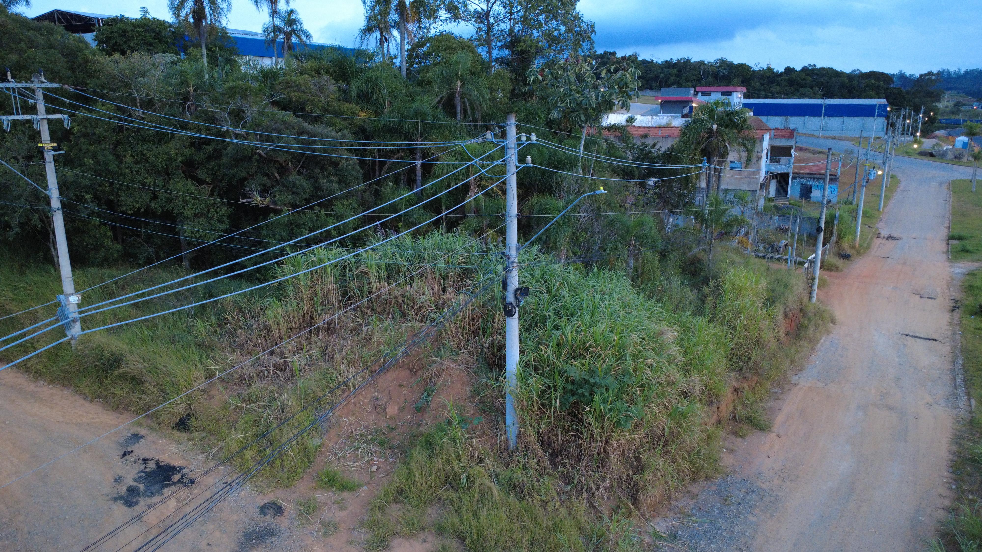 Terreno em Chácara Remanso (Caucaia do Alto), COTIA - Terreno de 1247m² com 30 metros de frente para a rodovia Bunjiro Nakao! - Foto 9