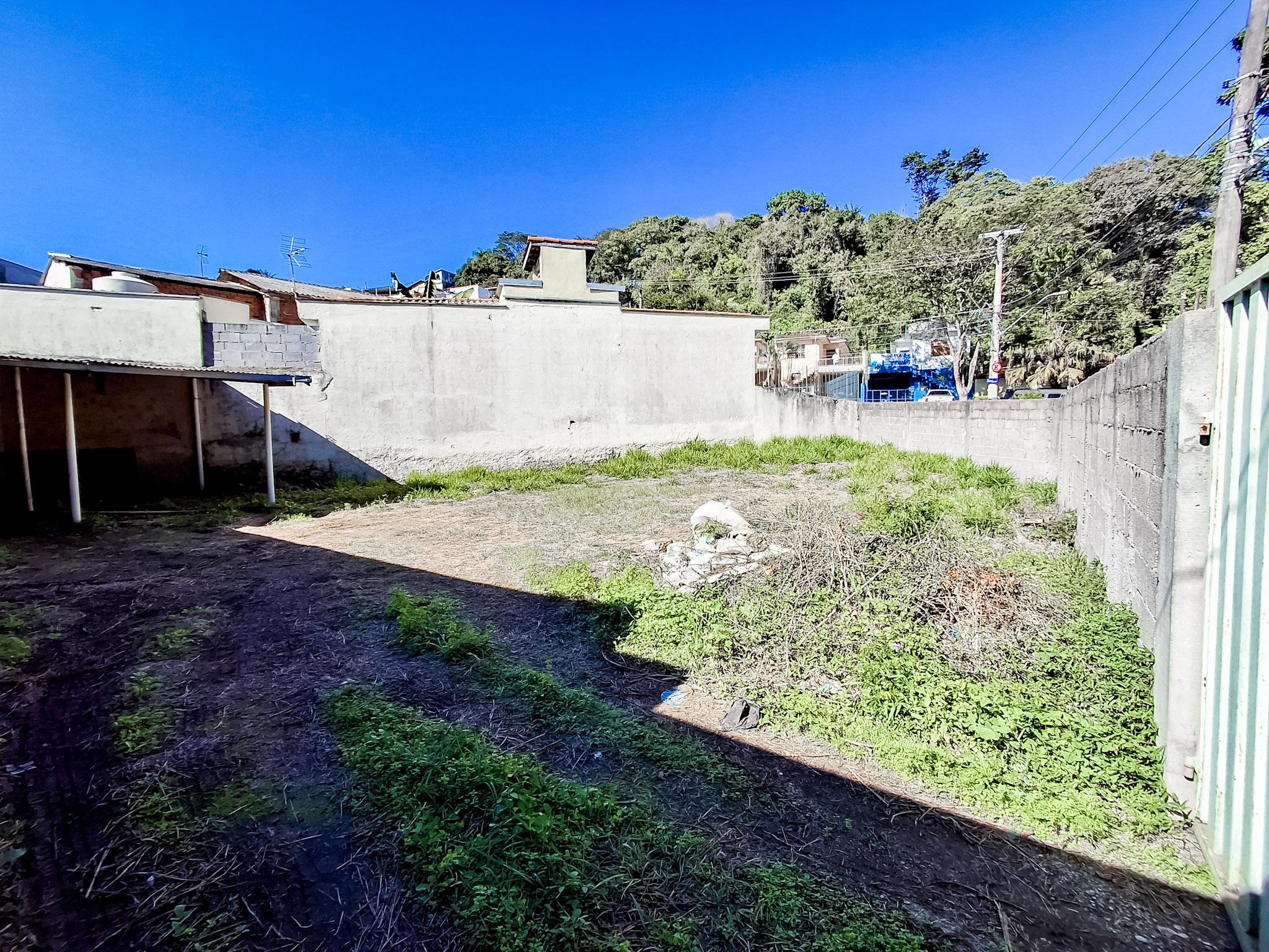 Terreno em Vila Junqueira, SÃO ROQUE - Terreno de esquina plano e murado na região central de São Roque! - Foto 7
