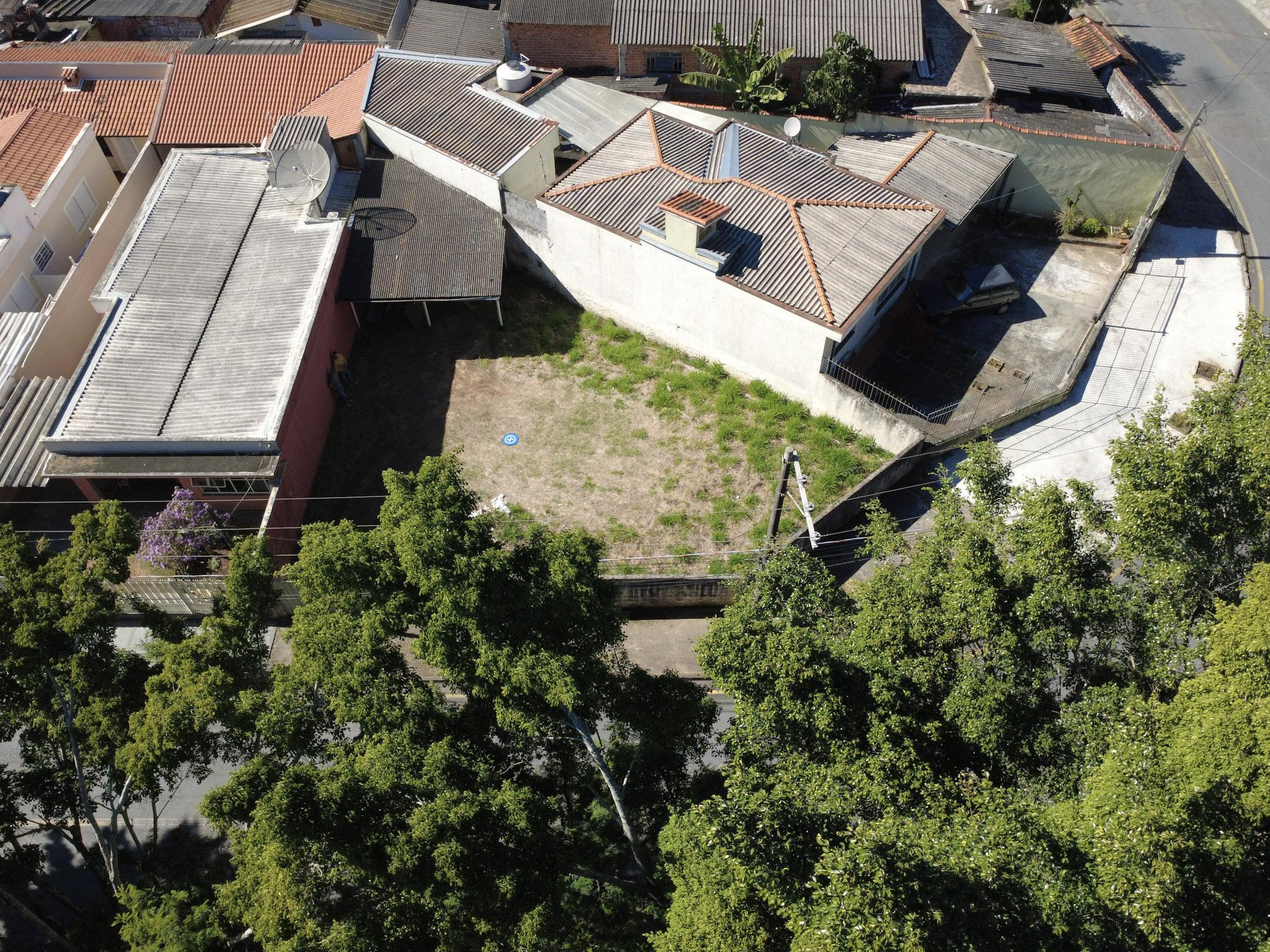 Terreno em Vila Junqueira, SÃO ROQUE - Terreno de esquina plano e murado na região central de São Roque! - Foto 11