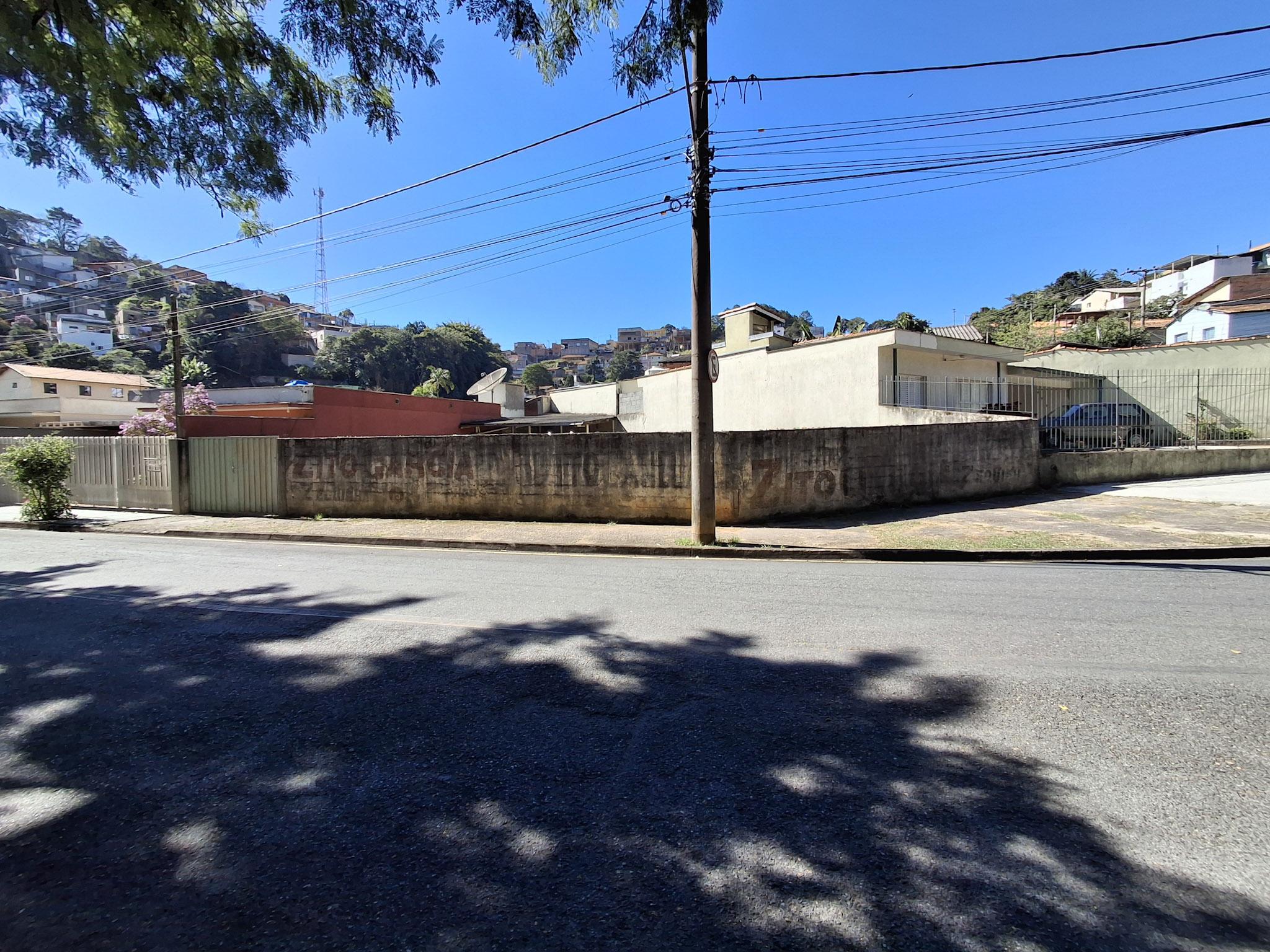 Terreno em Vila Junqueira, SÃO ROQUE - Terreno de esquina plano e murado na região central de São Roque! - Foto 9