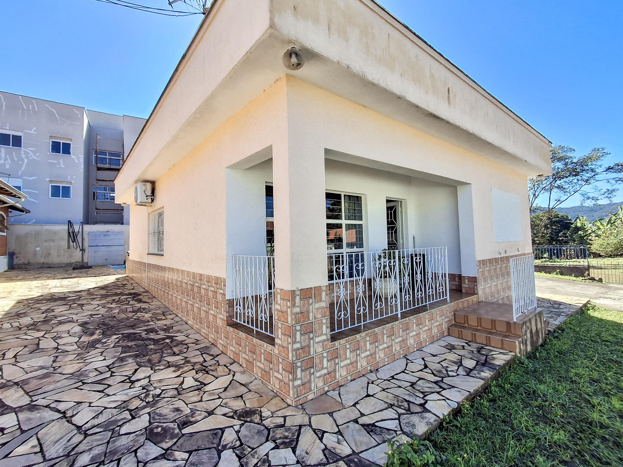 Condomínio em Jardim Brasil, SÃO ROQUE - Imóvel com 2 casas, 1 depósito, piscina e quintal gigantesco na região central de São Roque! - Foto 109