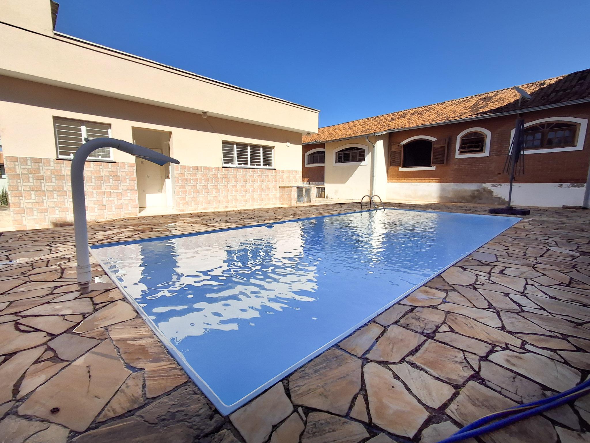 Condomínio em Jardim Brasil, SÃO ROQUE - Imóvel com 2 casas, 1 depósito, piscina e quintal gigantesco na região central de São Roque! - Foto 145