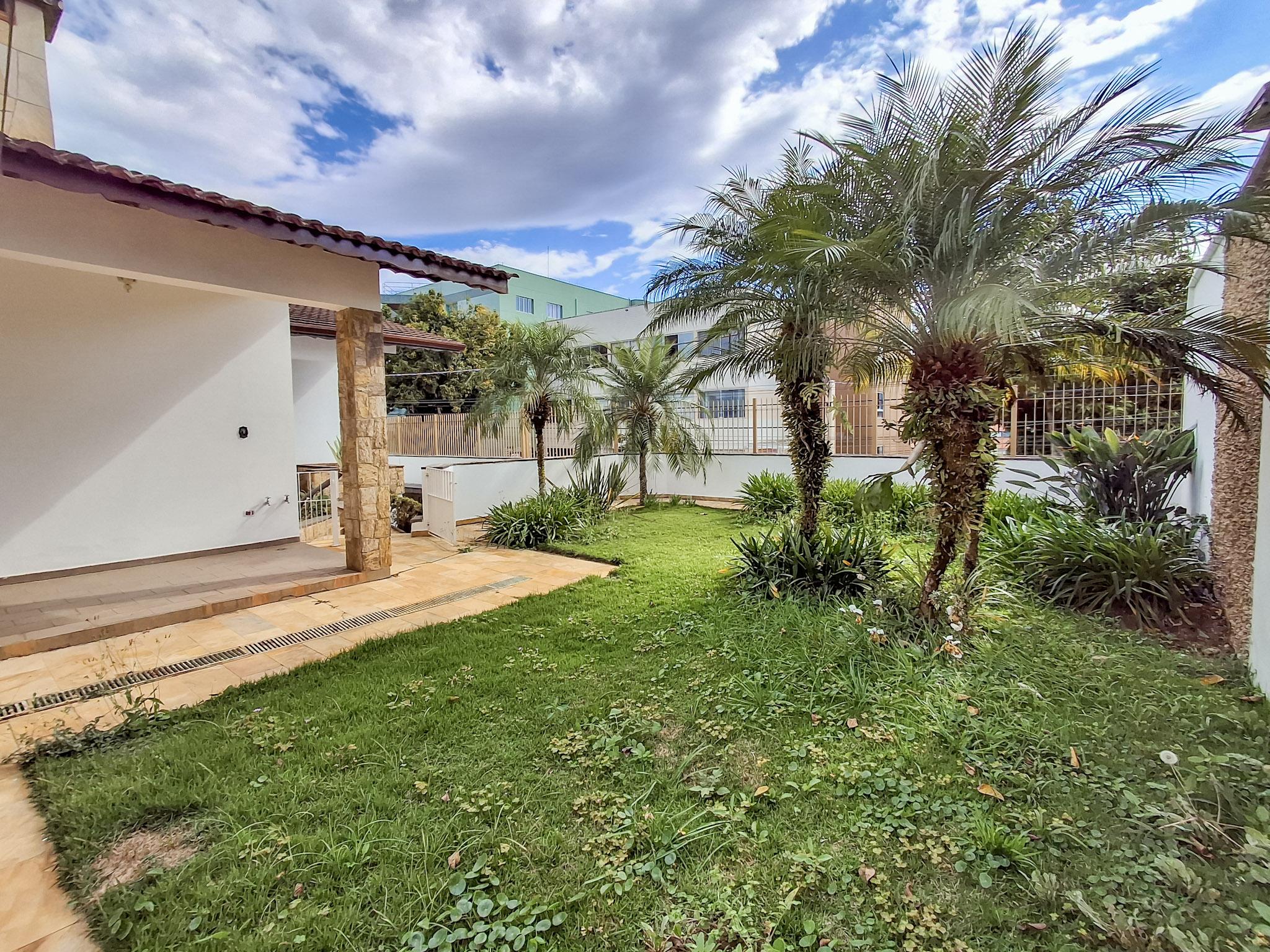 Condomínio em Vila Marques, SÃO ROQUE - Sobrado de Alto Padrão com Atelier Avarandado e Linda Vista no Coração de São Roque! - Foto 53
