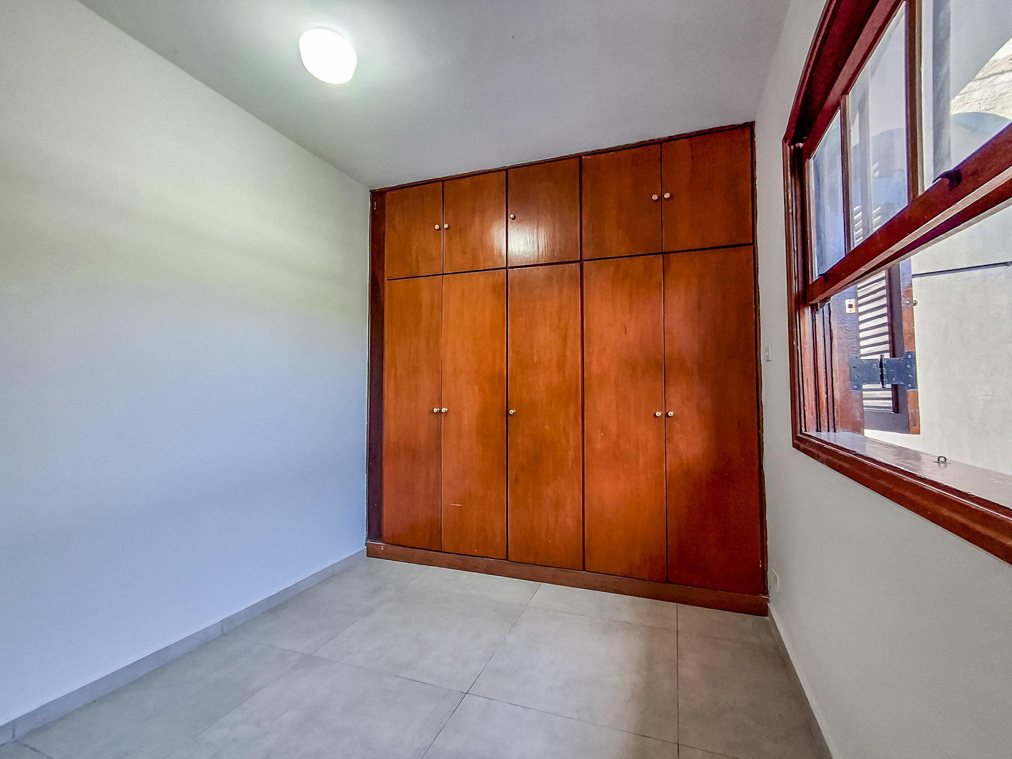 Condomínio em Jardim Boa Vista, SÃO ROQUE - Casa com kitnet e terraço coberto com churrasqueira em São Roque! - Foto 36