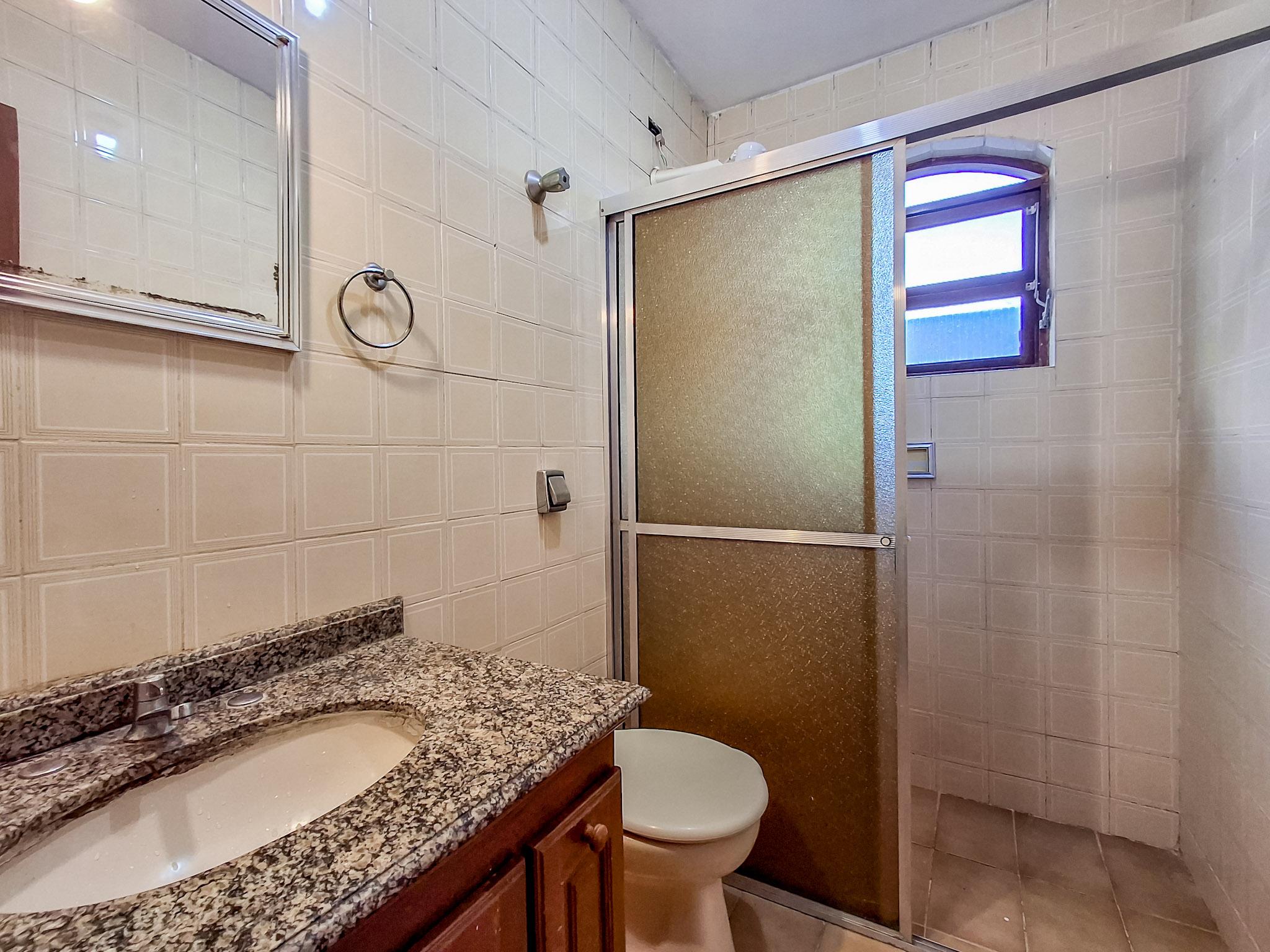 Condomínio em Jardim Boa Vista, SÃO ROQUE - Casa com kitnet e terraço coberto com churrasqueira em São Roque! - Foto 38