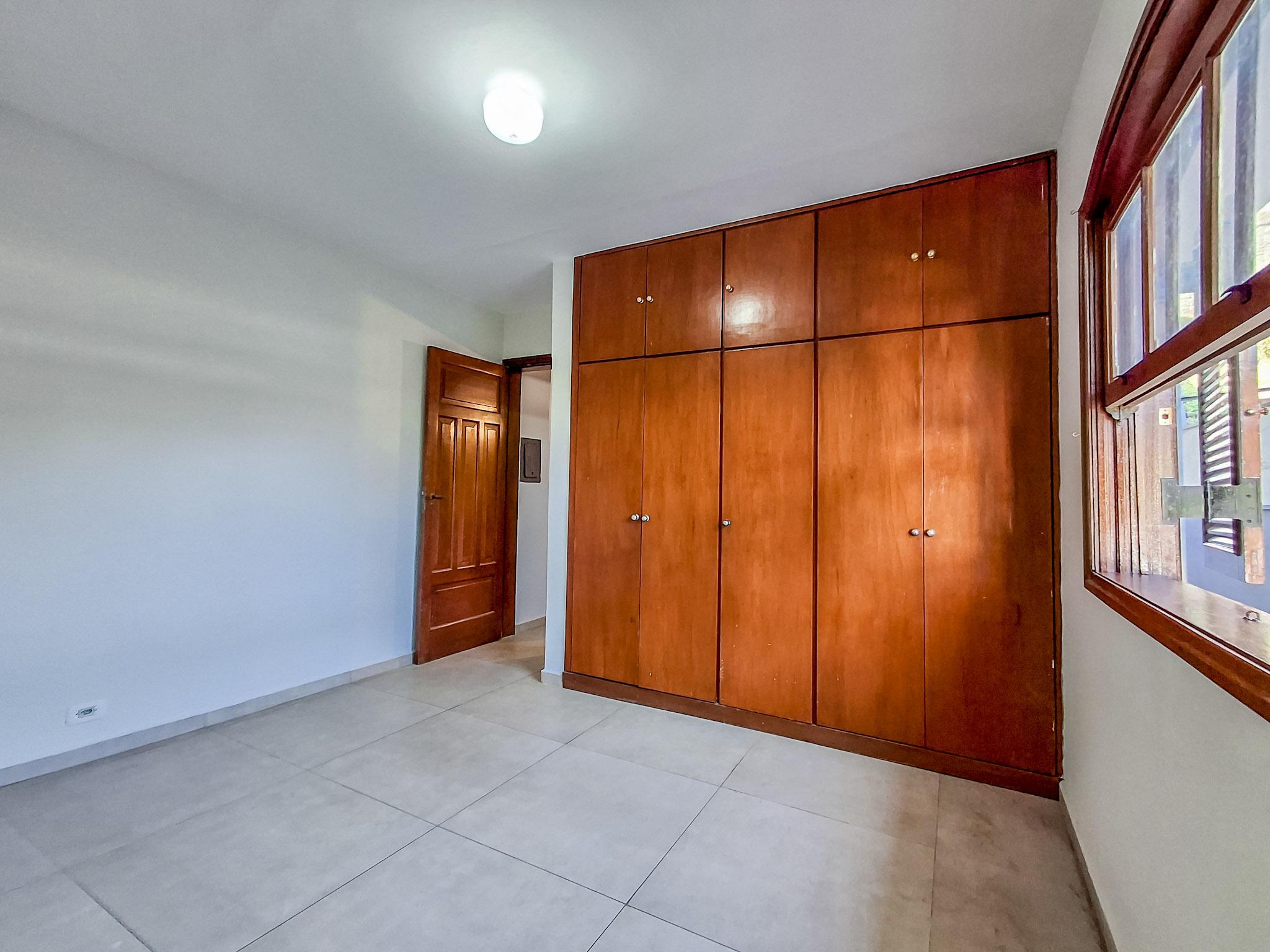 Condomínio em Jardim Boa Vista, SÃO ROQUE - Casa com kitnet e terraço coberto com churrasqueira em São Roque! - Foto 42