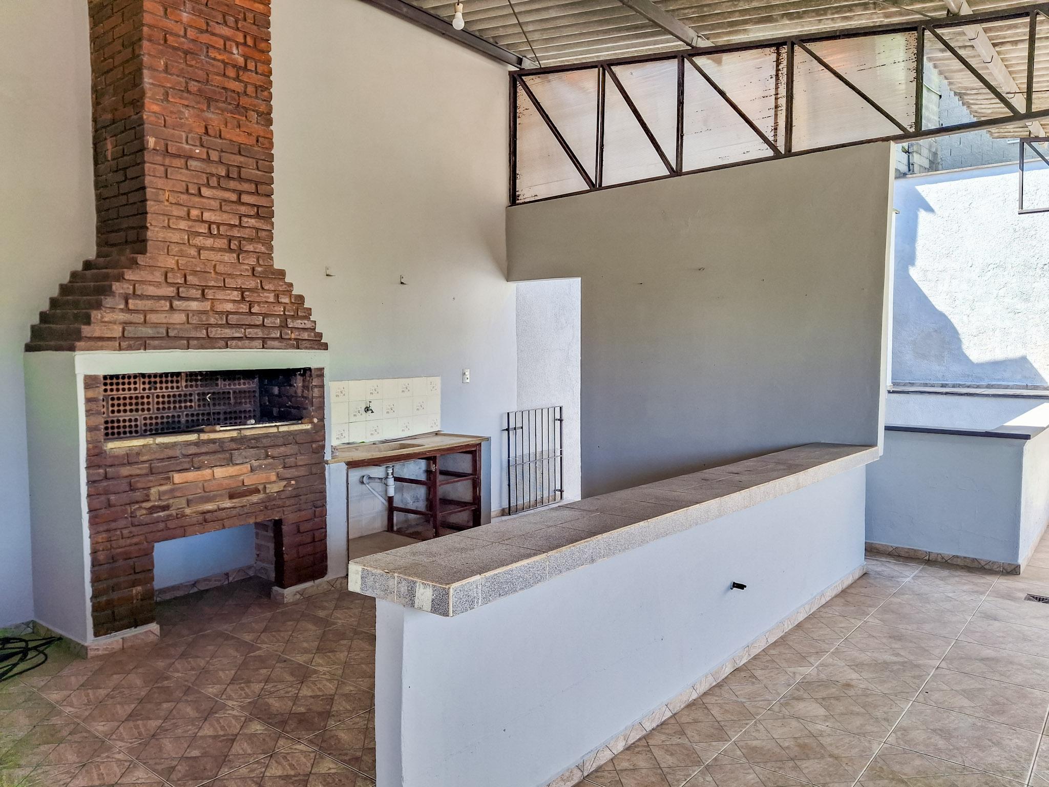 Condomínio em Jardim Boa Vista, SÃO ROQUE - Casa com kitnet e terraço coberto com churrasqueira em São Roque! - Foto 57