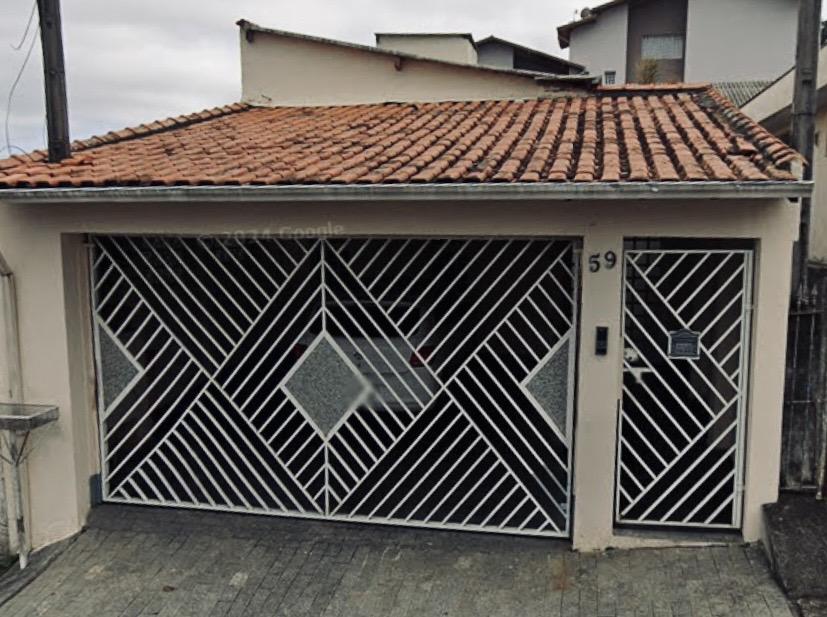 Casa em Jardim Villaça, SÃO ROQUE - Casa Térrea em Bairro Tradicional de São Roque!