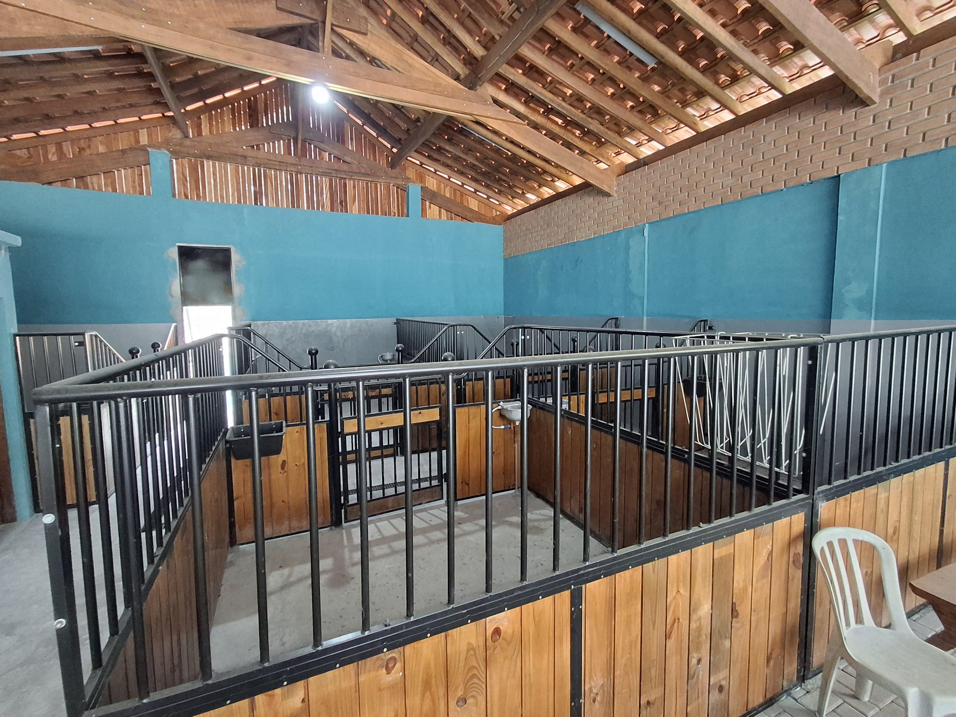 Sítio em Mailasqui, SÃO ROQUE - Haras estruturado com 6 cocheiras e 5 Baias americanas em São Roque! - Foto 207