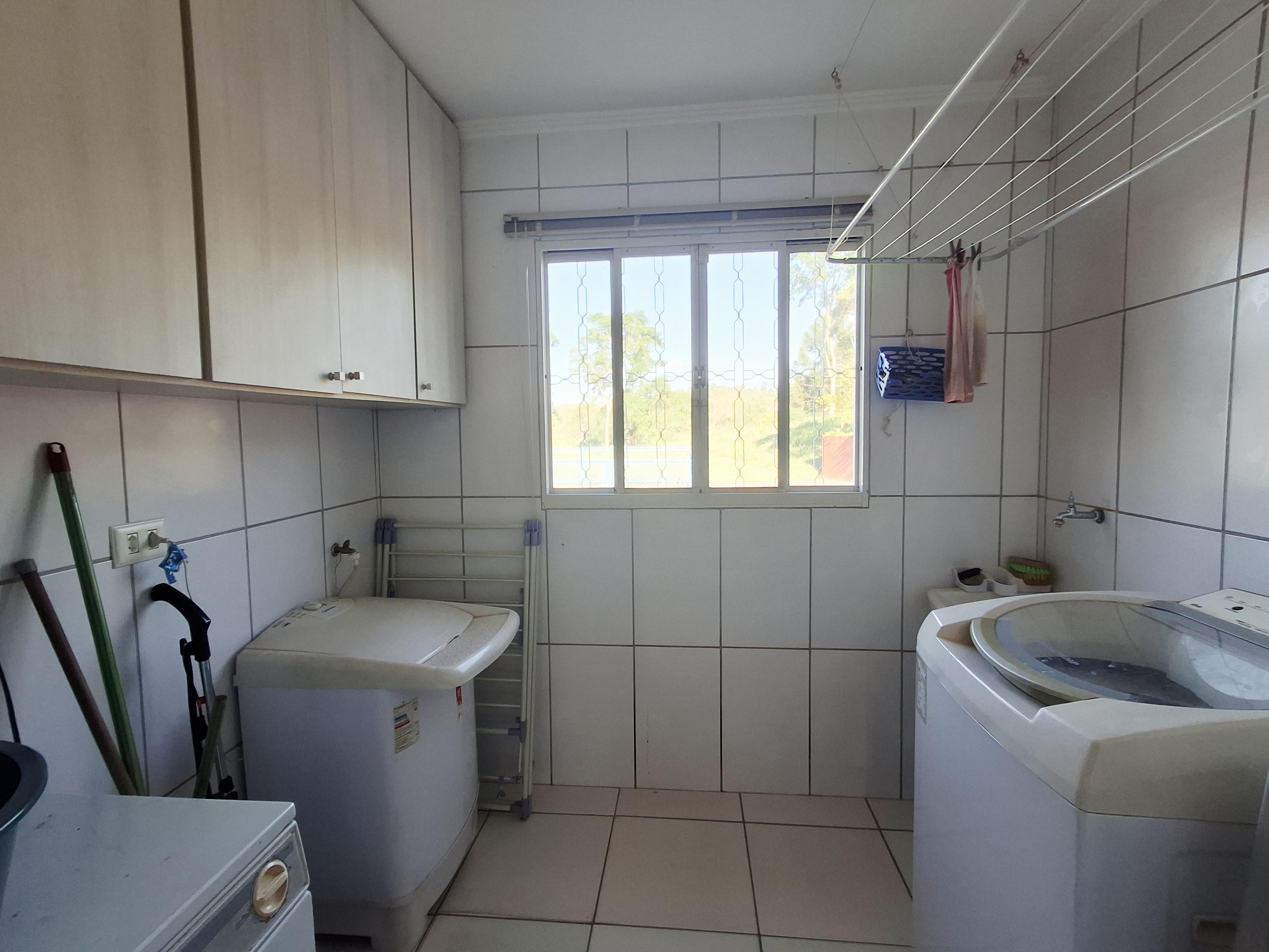 Sítio em Recanto das Acácias, SÃO ROQUE - Chácara com piscina, poço artesiano e gerador em São Roque! - Foto 33