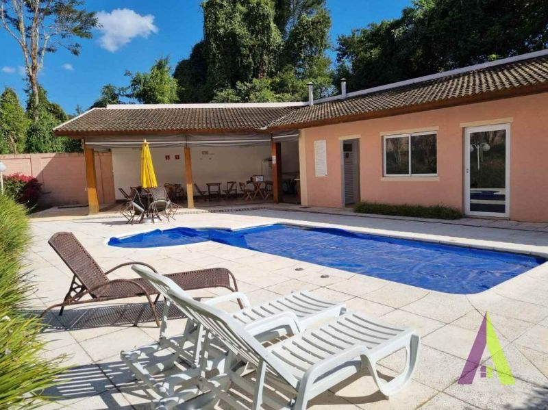 Apartamento Térreo com Garden em Condomínio Resort de São Roque!