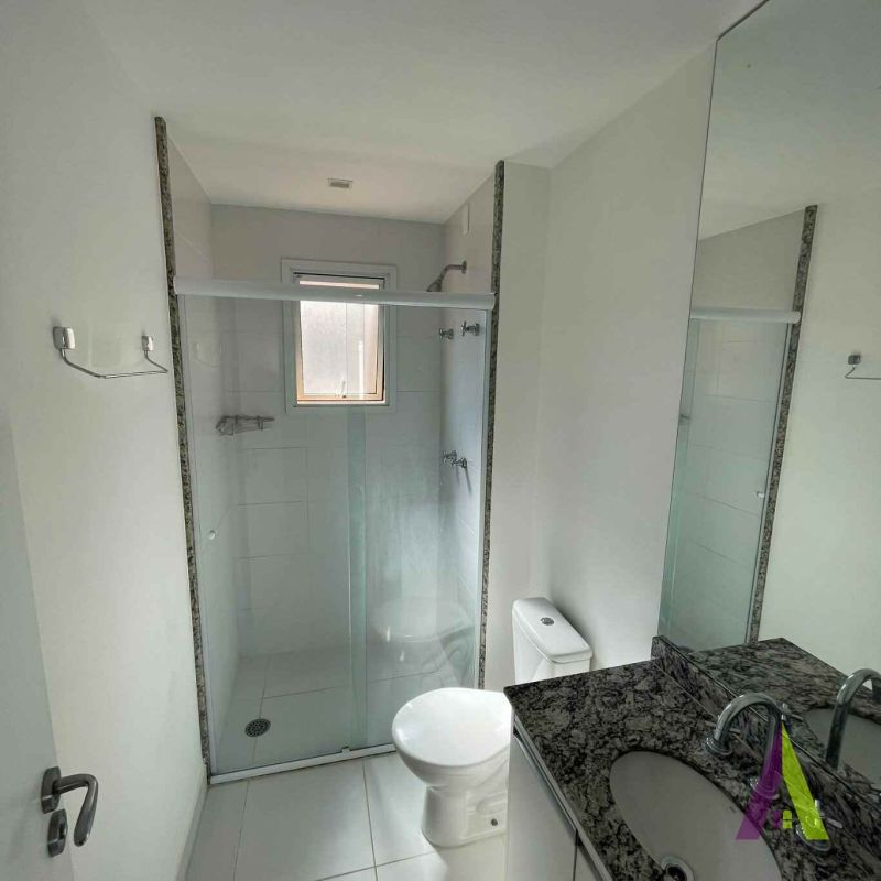  Apartamento Rico em Panejados em Condomínio Clube de São Roque!