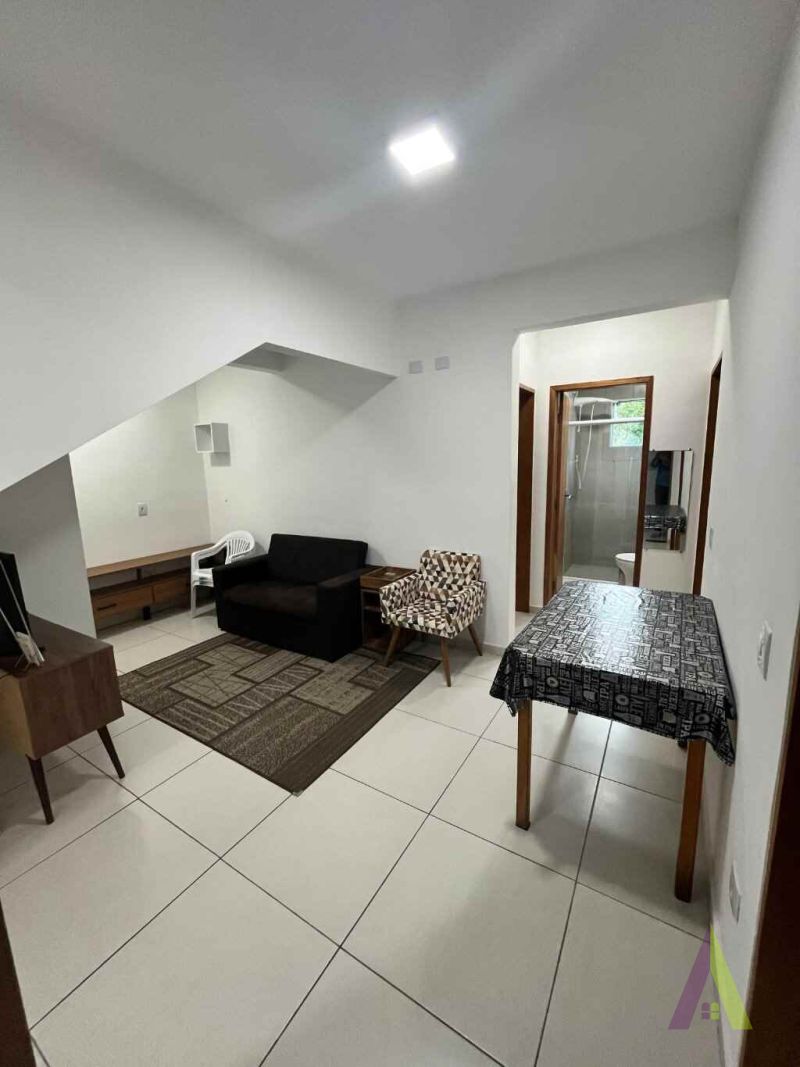 Apartamento Mobiliado Próximo ao Centro de São Roque! 