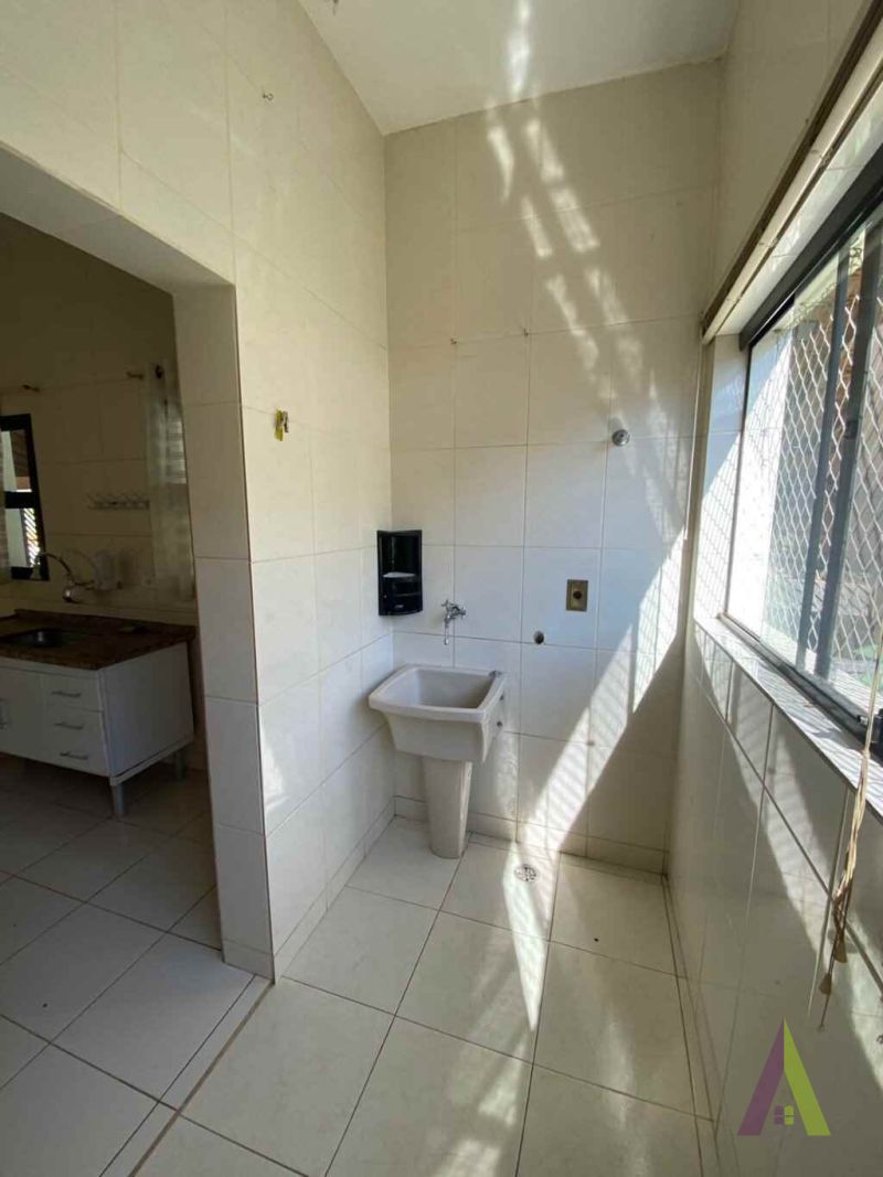 Apartamento com Sacada Próximo ao Centro de São Roque! 