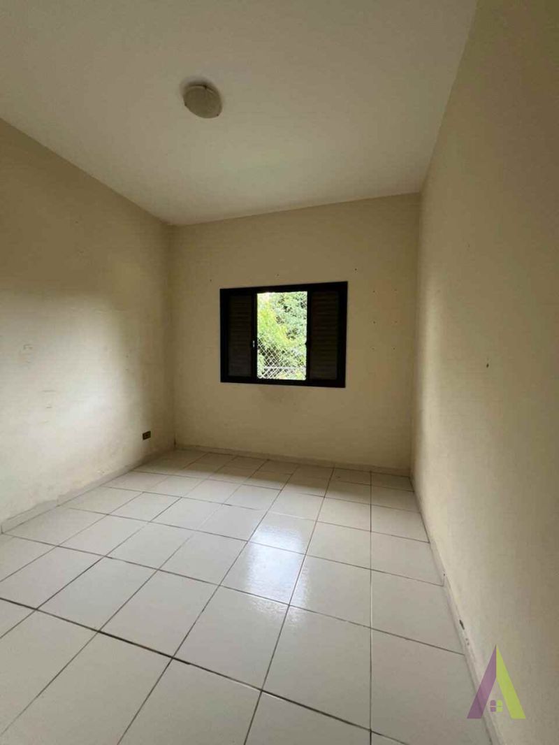 Apartamento Próximo ao Centro de São Roque! 