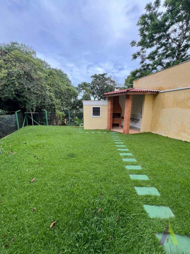 Apartamento Próximo ao Centro de São Roque! 